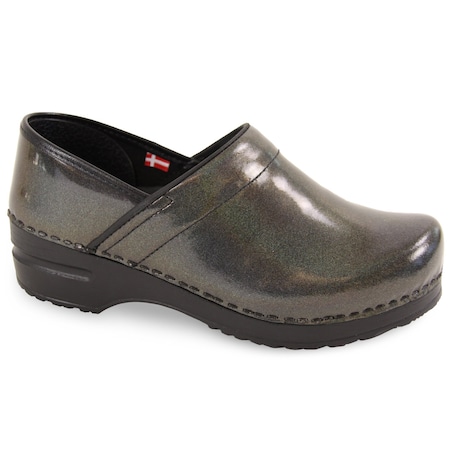 Sanita Women's Closed Back Clog, Patent Leather Upper, Polyurethane Outsole, Charcoal, Size 4.5-5 M 457876-056-36